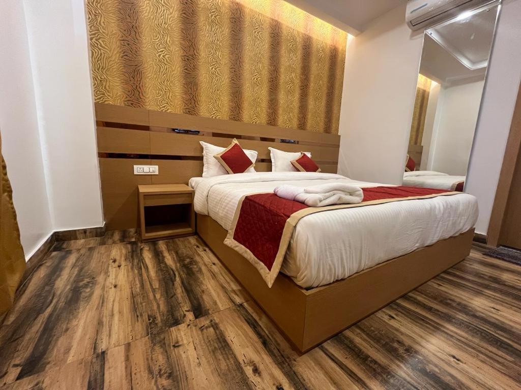 Hotel Royal Casa Lucknow Eksteriør bilde